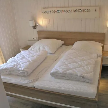 Holiday home Mirow,